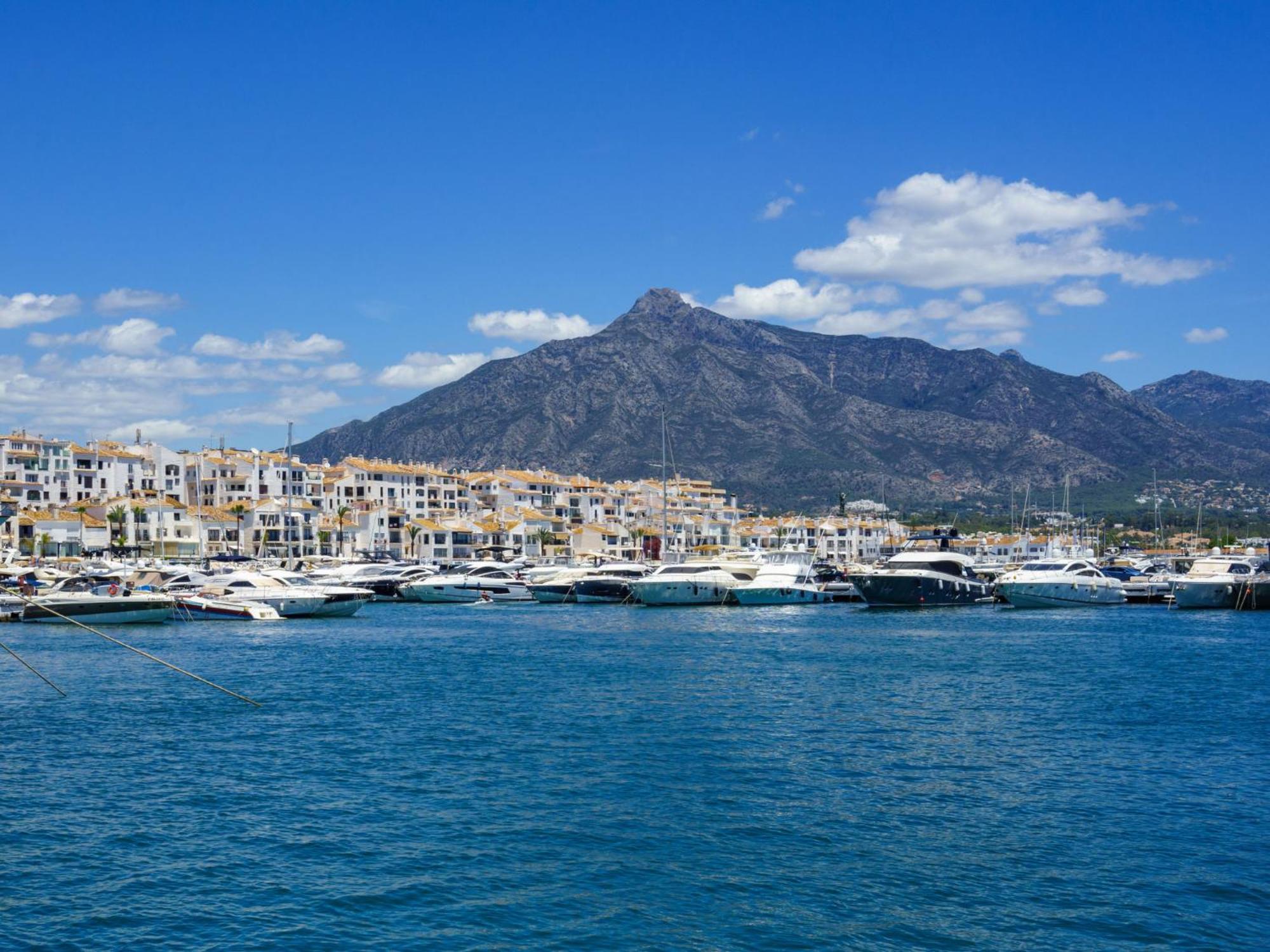 Apartment Playa Real By Interhome Marbella Eksteriør billede